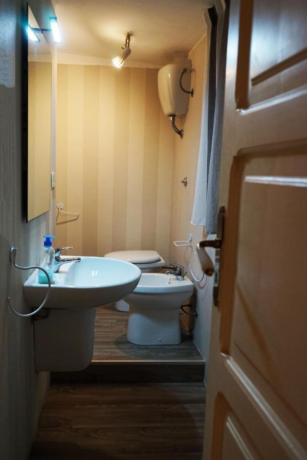 Dante'S Room By Apulia Accommodation Bari Exterior foto