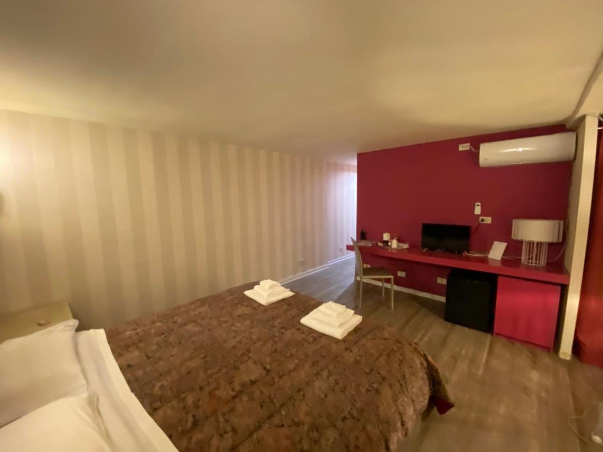 Dante'S Room By Apulia Accommodation Bari Exterior foto